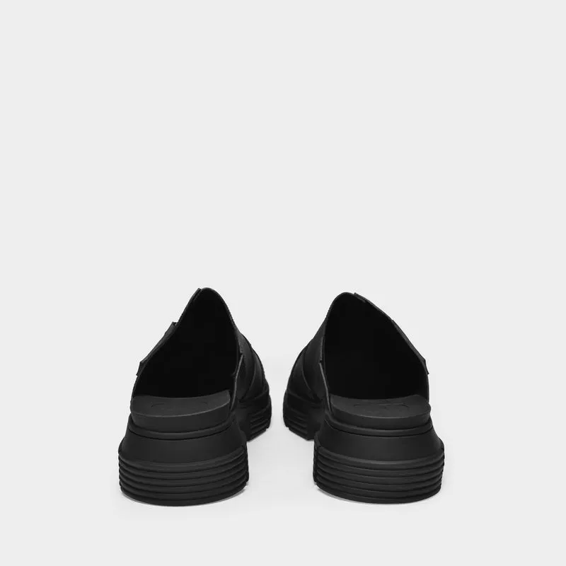 Clog in Black Recycled Rubber