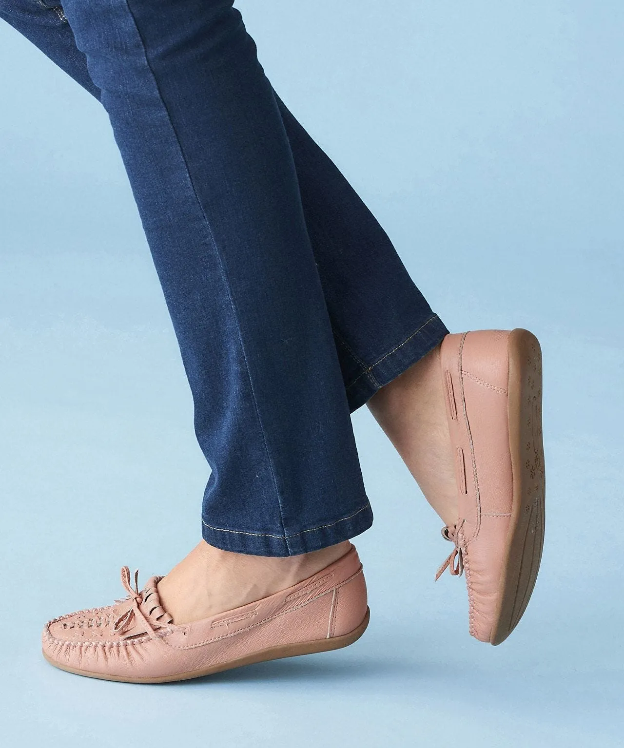 Flexible Bow-trim Moccasin