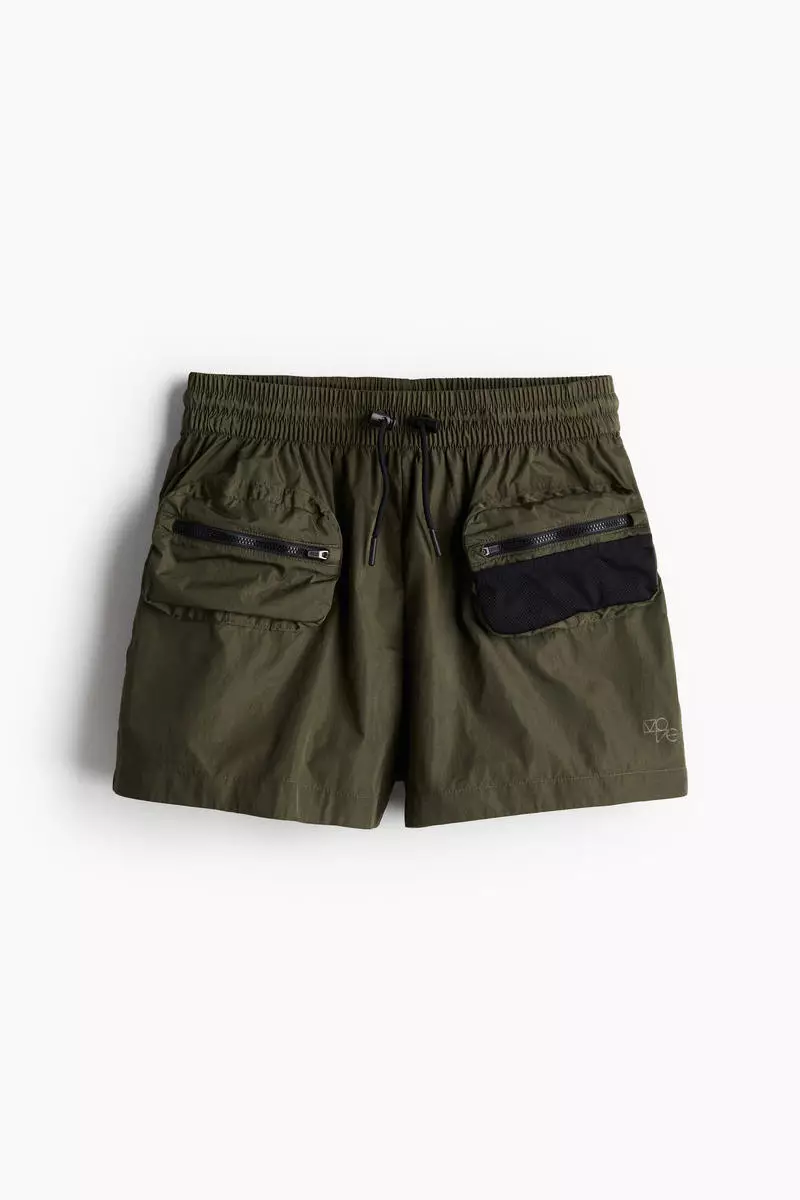 H&M Water-repellent hiking shorts