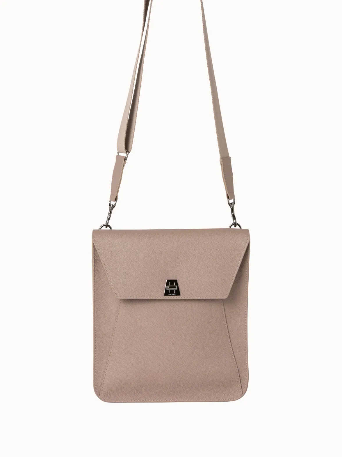 Medium Anouk Messenger in Cervocalf Leather